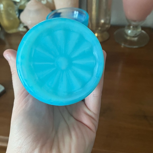 Pair Wheaton Glass Blue Opalescent Glass Bullseye 16 oz. Tumblers 6 3/4" - Picture 8 of 8